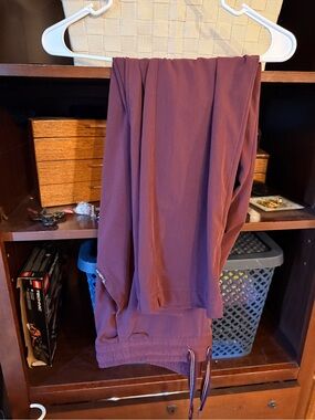 Ariat Nightingale Utility Stretch Scrub Pant in color WINETASTING